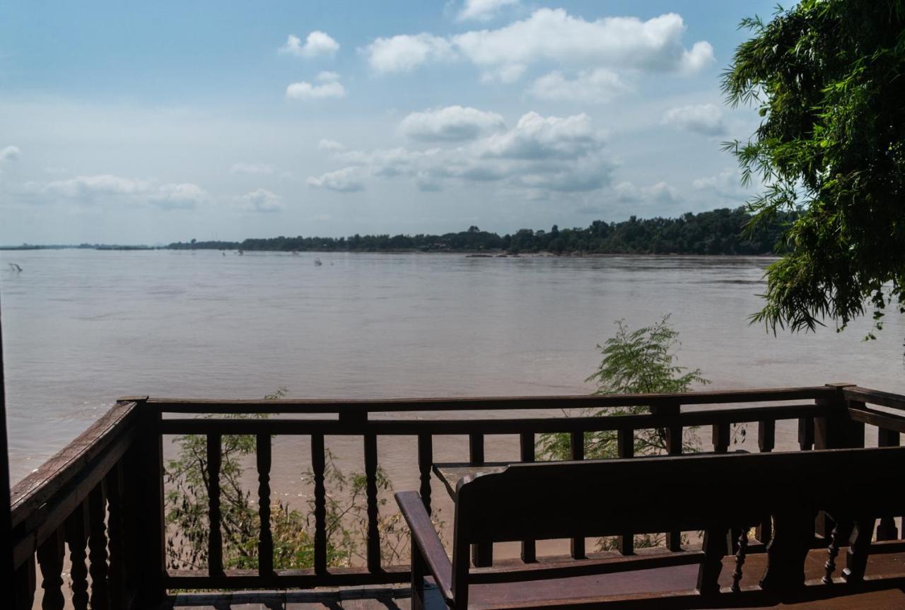 Pomelo Restaurant And Guesthouse - Fishermen & Tammarine Cottages Riverfront - Experience Nature, Culture And Adventure & Tailor-Made Tour Ban Khon Exteriér fotografie