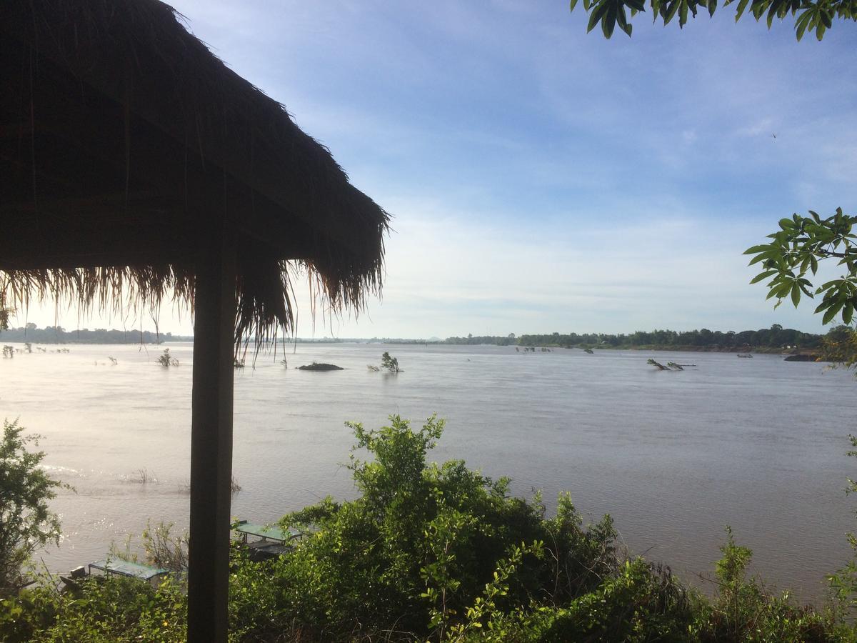 Pomelo Restaurant And Guesthouse - Fishermen & Tammarine Cottages Riverfront - Experience Nature, Culture And Adventure & Tailor-Made Tour Ban Khon Exteriér fotografie
